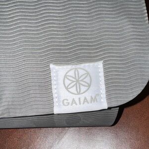 Gaiam Gray | Yoga 🧘 mat